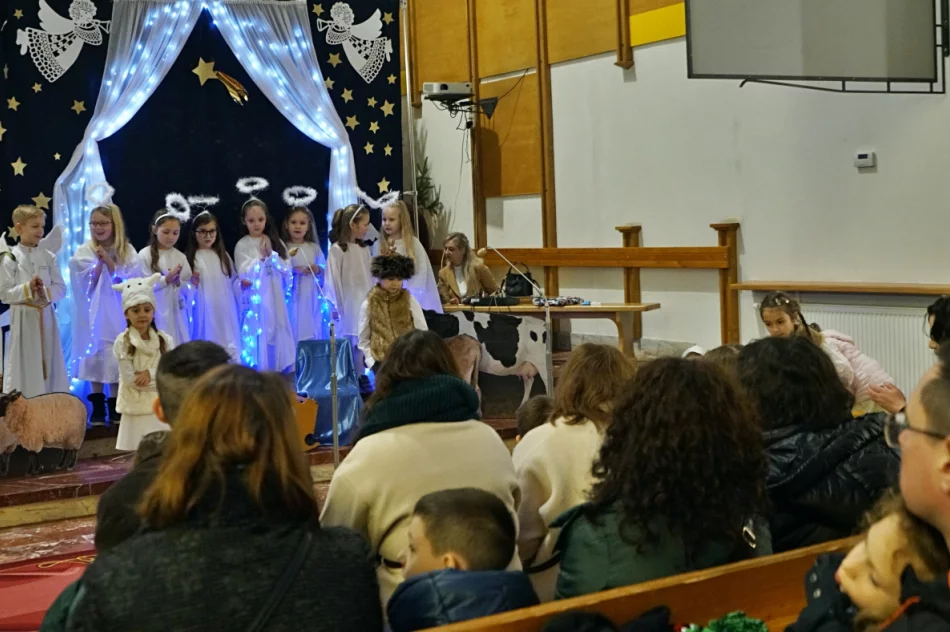 Jasełka w wykonaniu dzieci z Miejskiego Przedszkola nr 2 w Limanowej - zdjęcie 6