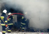 Spłonął budynek gospodarczy - zdjęcie główne
