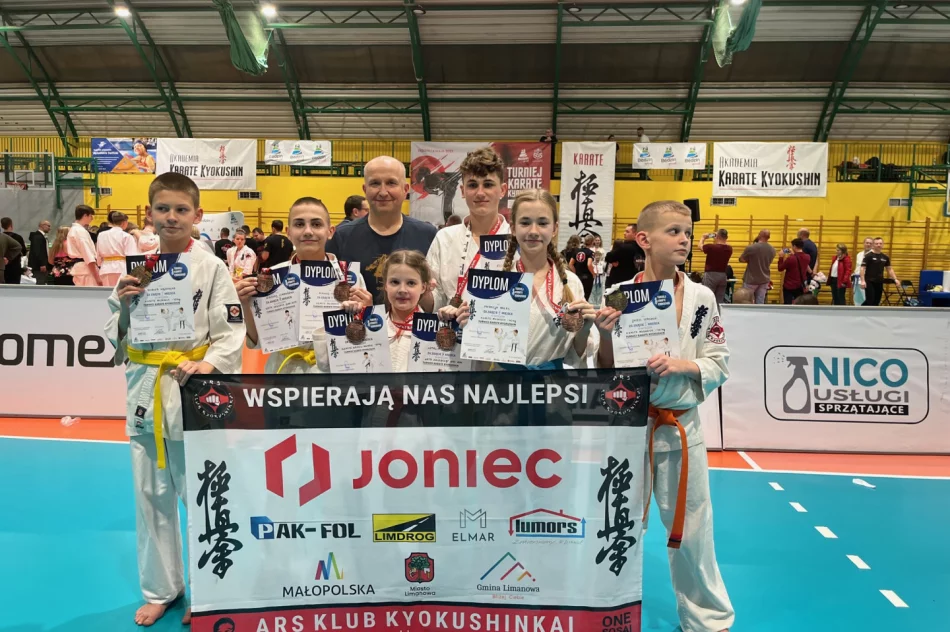 Kolejny sukces i 6 medali limanowskich karateków ARS Limanowa – JONIEC Team - zdjęcie 2