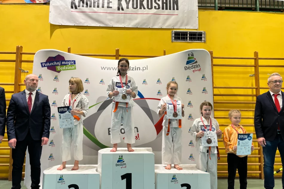 Kolejny sukces i 6 medali limanowskich karateków ARS Limanowa – JONIEC Team - zdjęcie 6