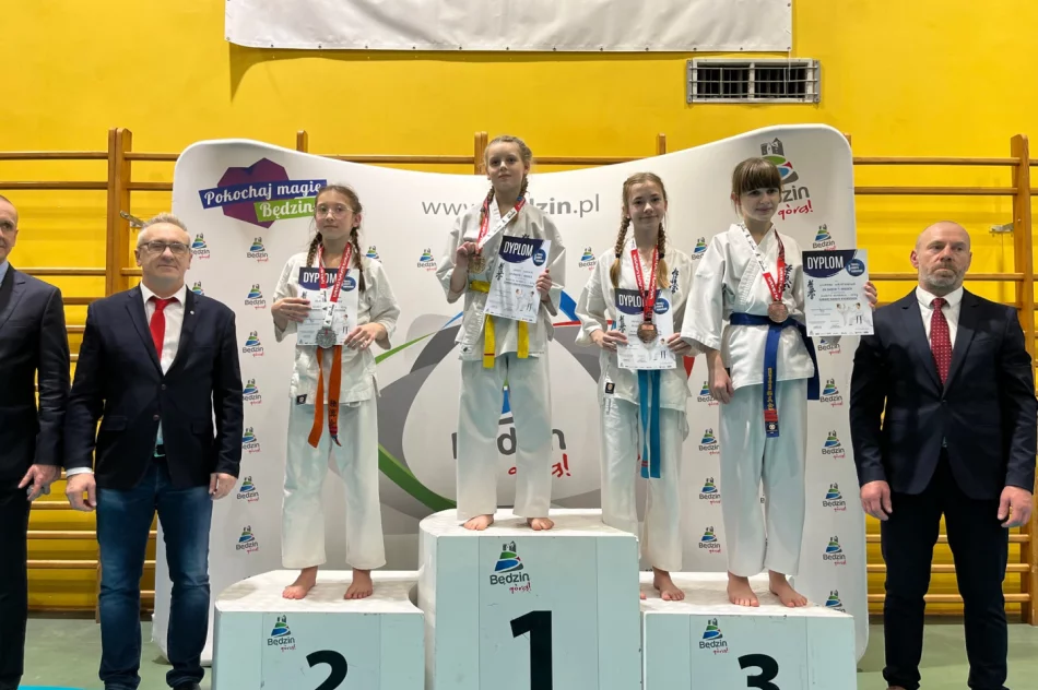Kolejny sukces i 6 medali limanowskich karateków ARS Limanowa – JONIEC Team - zdjęcie 9