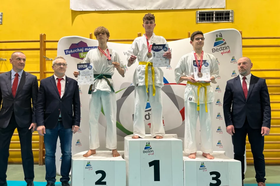 Kolejny sukces i 6 medali limanowskich karateków ARS Limanowa – JONIEC Team - zdjęcie 13