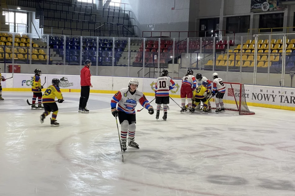 Hokejowy test: Harnasie walczyli z młodzieżą zasłużonego polskiego klubu - zdjęcie 5