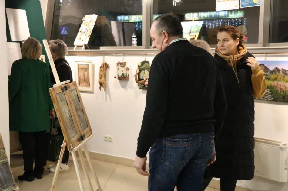 Artystyczna podróż między górami a płótnem - zdjęcie 11