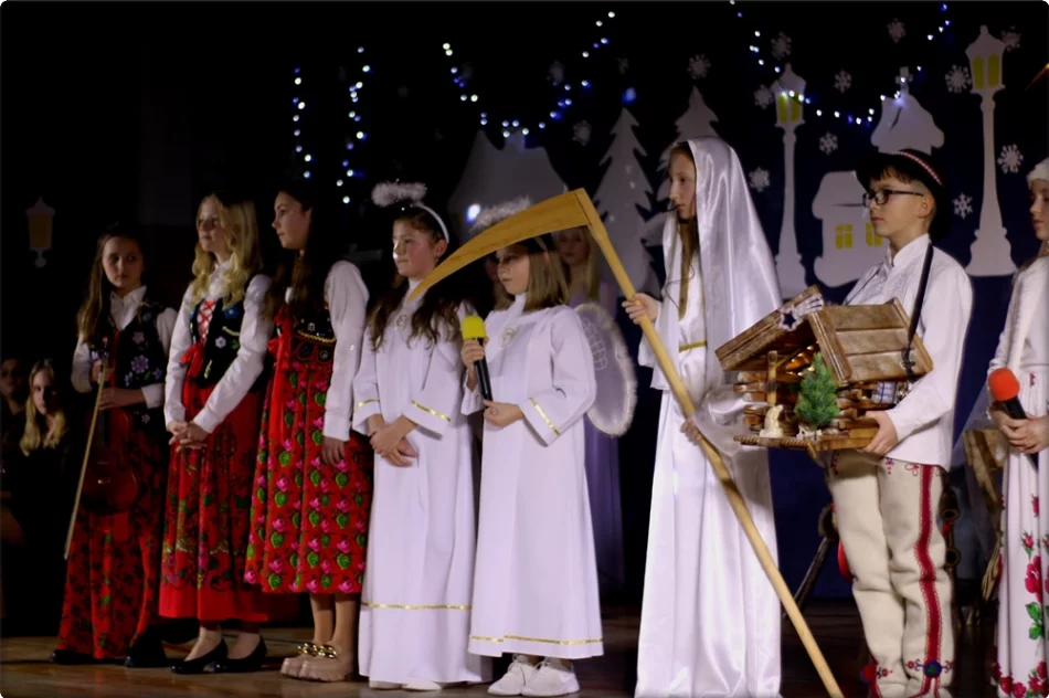 "Siła Kolęd" - magiczny koncert w Słopnicach (ZDJĘCIA) - zdjęcie 10