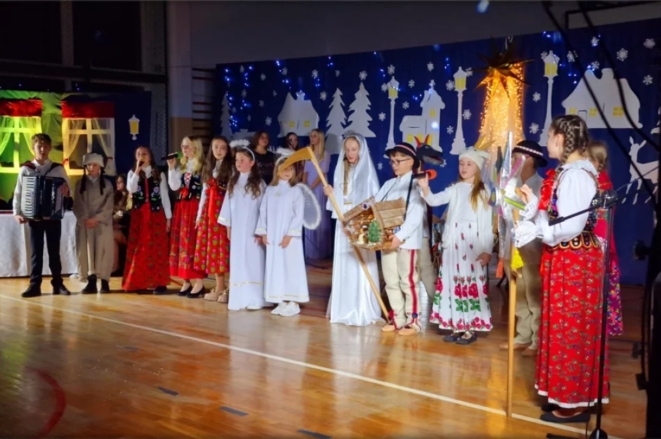 "Siła Kolęd" - magiczny koncert w Słopnicach (ZDJĘCIA) - zdjęcie 17
