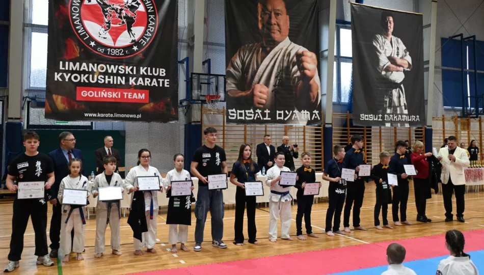 195 zawodników wzięło udział w 6 Limanowskiej Lidze Karate Kyokushin - zdjęcie 1