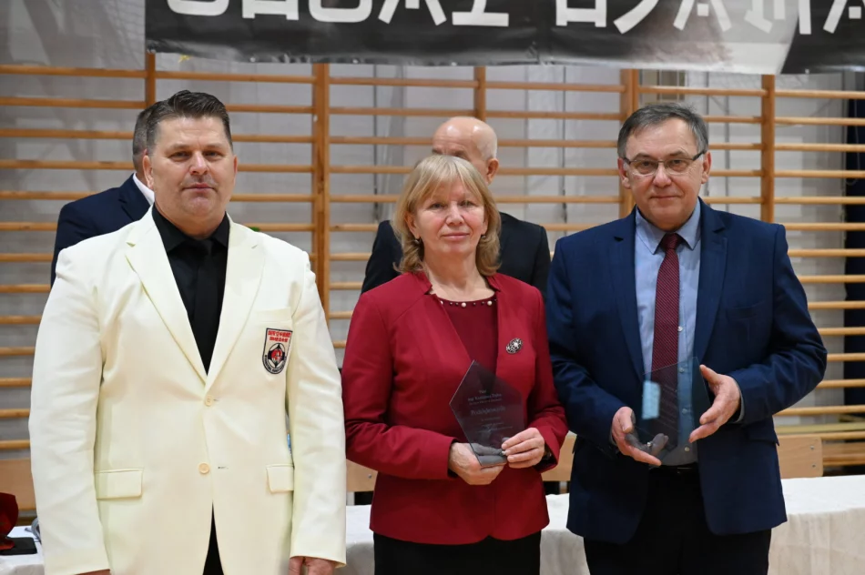 195 zawodników wzięło udział w 6 Limanowskiej Lidze Karate Kyokushin - zdjęcie 10
