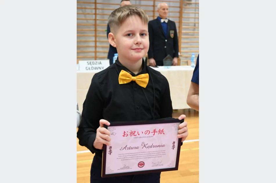 195 zawodników wzięło udział w 6 Limanowskiej Lidze Karate Kyokushin - zdjęcie 15