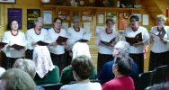 ,,Kolędowanie po sąsiedzku” w bibliotece w Męcinie - zdjęcie 5