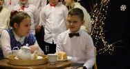 Zimowy, srebrny Dzień Babci i Dziadka - Szkoła Podstawowa nr 2 w Męcinie - zdjęcie 2