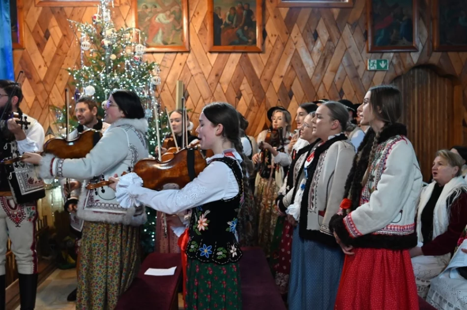 Żywa zagórzańska kultura na styczniowej Eucharystii (ZDJĘCIA) - zdjęcie 7
