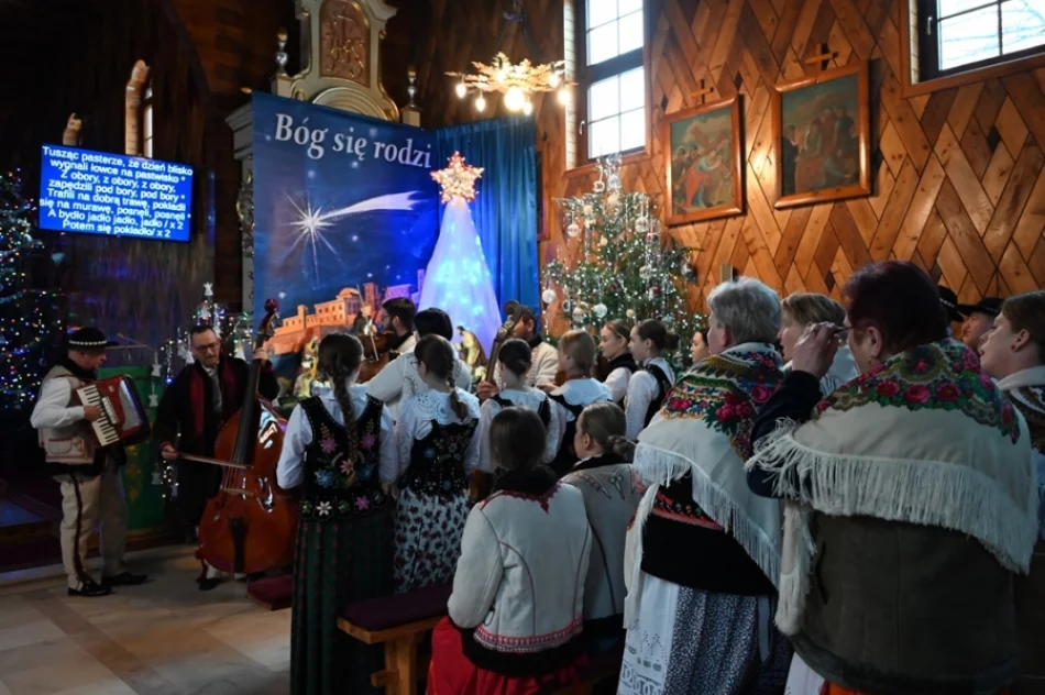 Żywa zagórzańska kultura na styczniowej Eucharystii (ZDJĘCIA) - zdjęcie 13