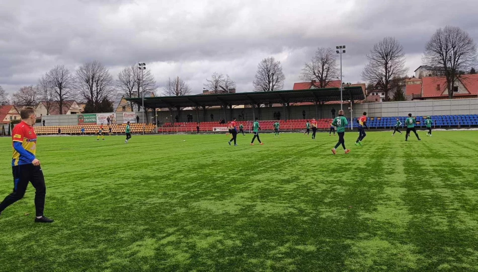 Limanovia w kolejnym sparingu. Zagrało ośmiu juniorów. - zdjęcie 1