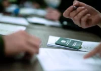 915 osób stanie przed komisją. Jej siedziba poza miastem - zdjęcie główne