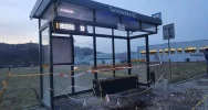 Dostęp do wiaty przystankowej uniemożliwia teraz... siatka - zdjęcie 2