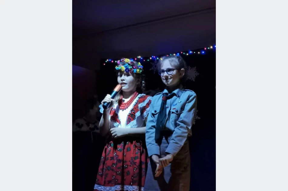 Zuchowy koncert kolęd w ZSP nr 1 - zdjęcie 5