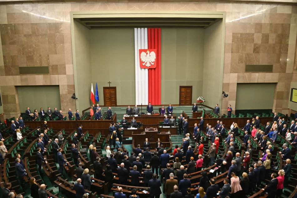 Sejm na żywo - transmisja drugiego dnia obrad - zdjęcie 3
