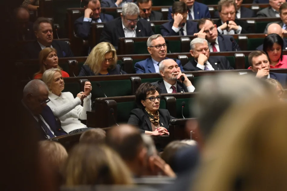 Sejm na żywo - transmisja drugiego dnia obrad - zdjęcie 5