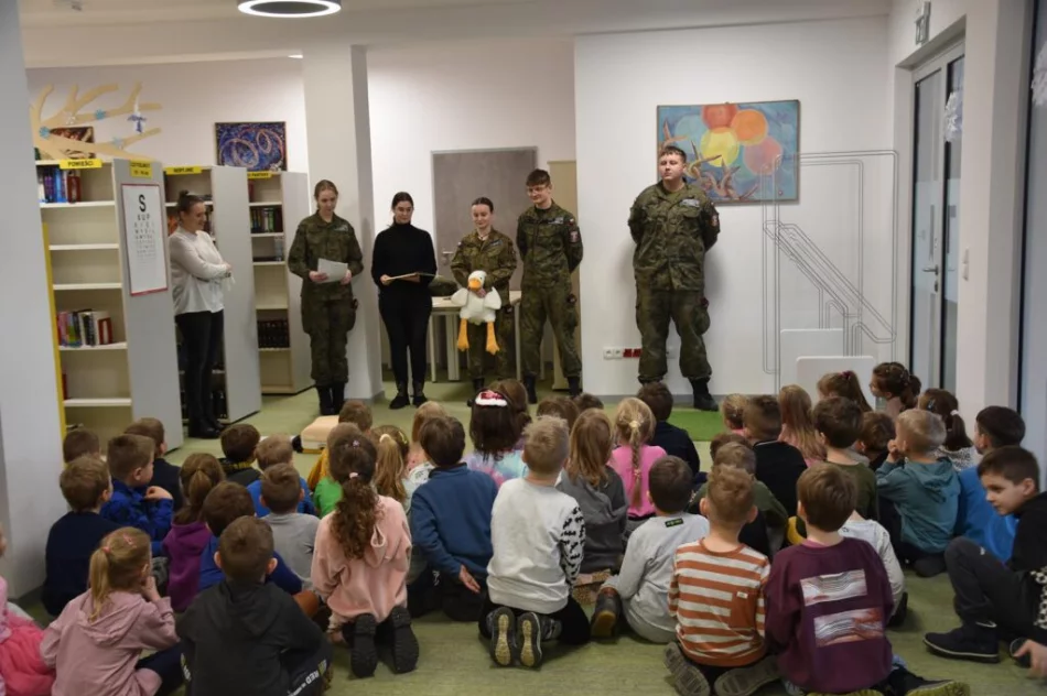 Warsztaty z pierwszej pomocy odbyły się w Miejskiej Bibliotece Publicznej - zdjęcie 2