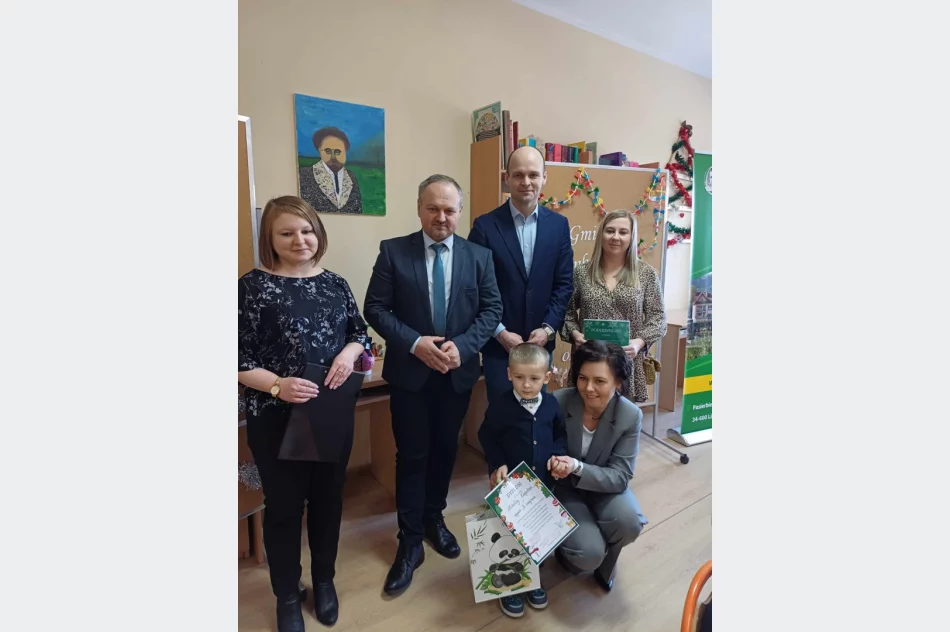 Podsumowanie IV Gminnego Konkursu Plastycznego „Na choince ozdób wiele” - zdjęcie 19