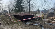 Przy zabytkowym kościele zawaliła się drewniana dzwonnica - zdjęcie 3