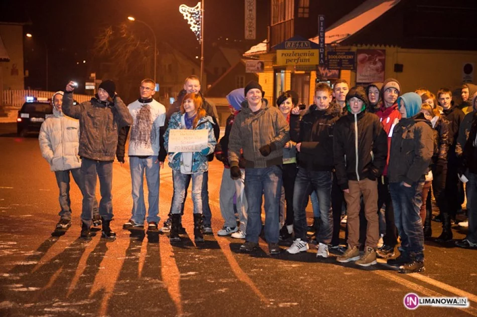 „Młodzież się zbuntowała przeciwko władzy' - zdjęcie 3