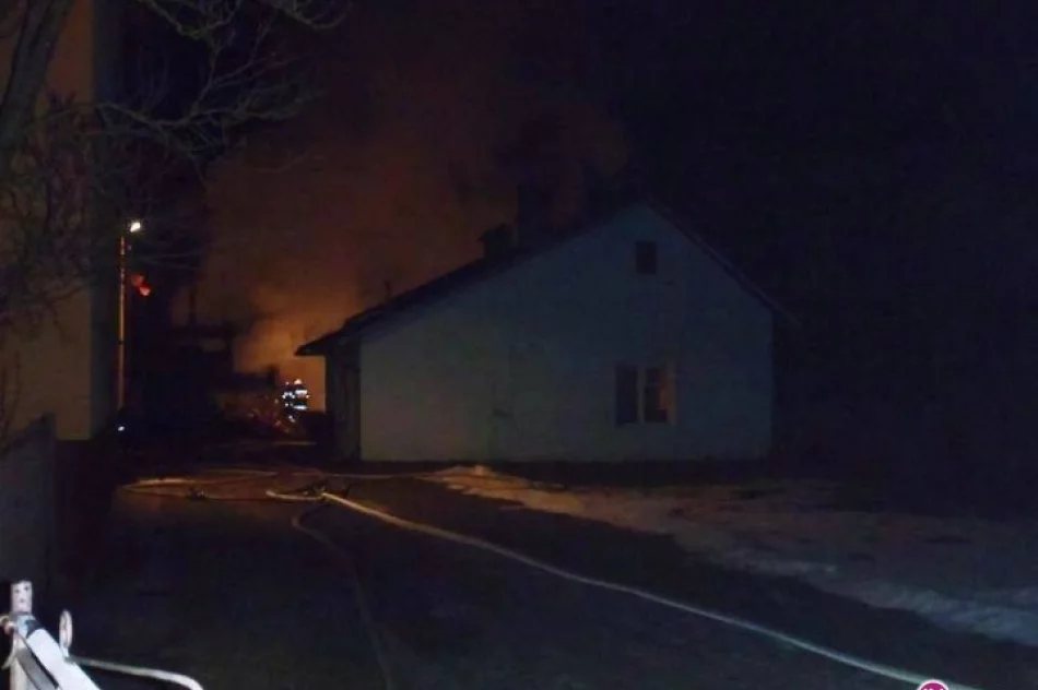 51 strażaków gasiło stodołę - zdjęcie 4