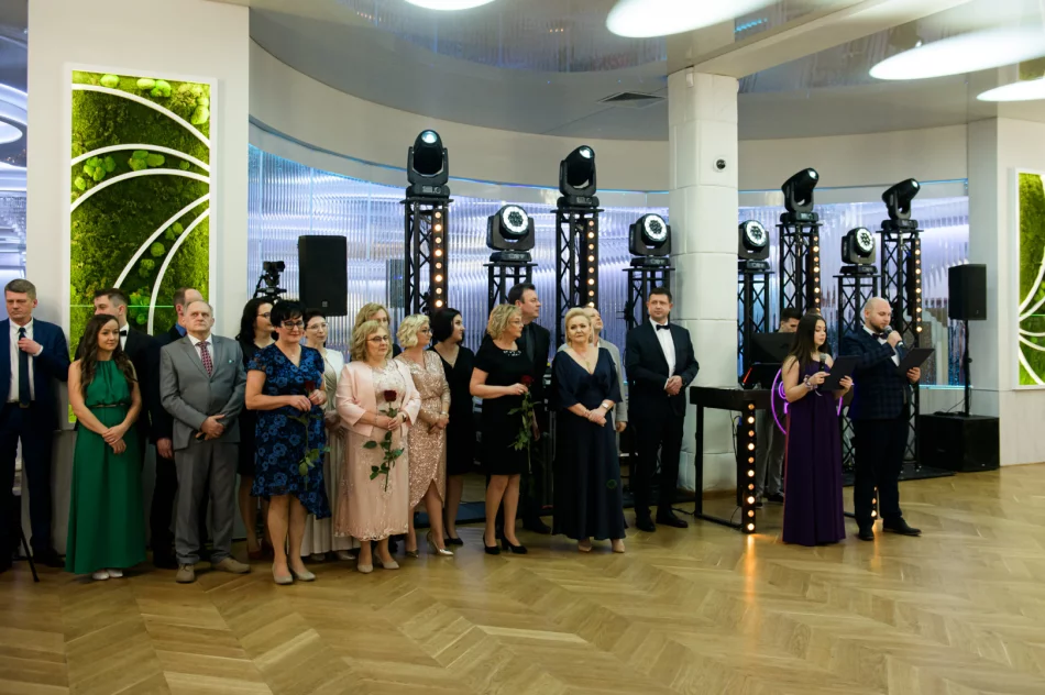 Studniówka ZSTiO w Limanowej - 2024 - zdjęcie 4
