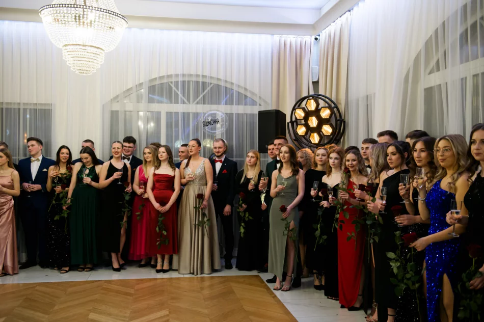 Studniówka ZSTiO w Limanowej - 2024 - zdjęcie 9