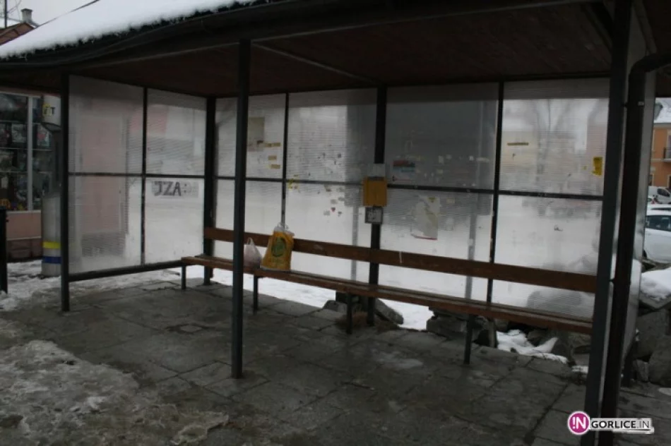 Przystanek 'widmo' w centrum Biecza - zdjęcie 3