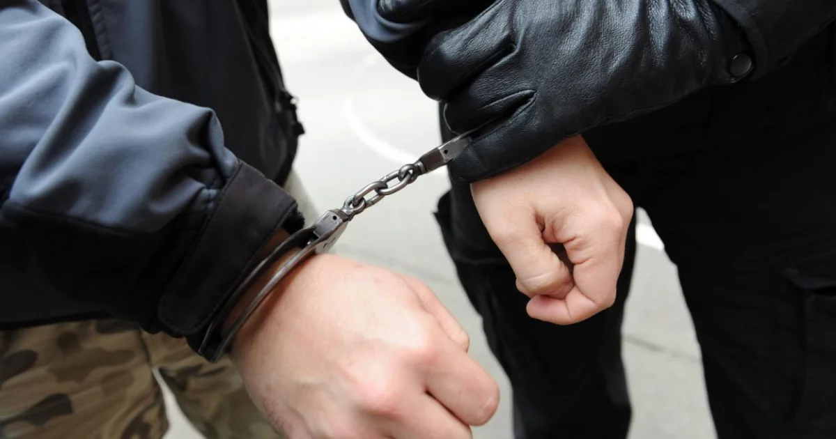 Zarzuty dla 23-latka za kradzieże paliwa i narkotyki. Sprawa ma związek z Limanowszczyzną