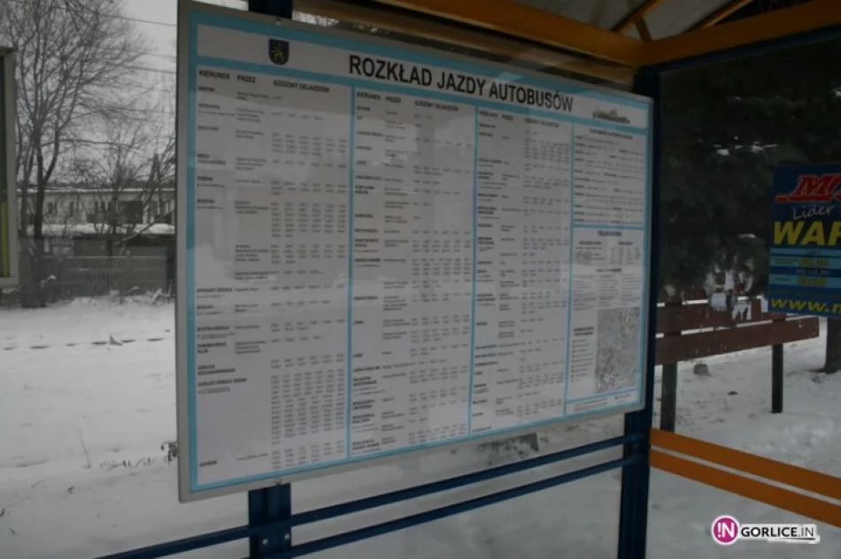 Informacja o odjazdach autobusów/busów w jednym miejscu - zdjęcie 2