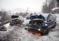 Wypadek 3 samochodów, 4 osoby ranne - zdjęcie główne
