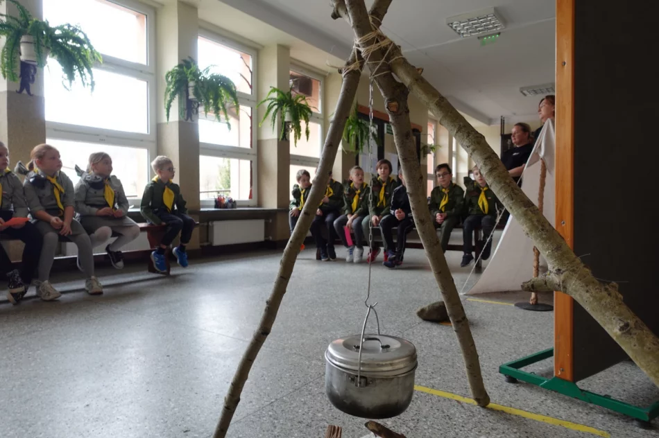 Dzień Myśli Braterskiej u zuchów i harcerzy ze Szkoły Podstawowej nr 3 - zdjęcie 3