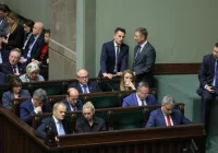 Sejm za ustawą o pigułce "dzień po". Jak głosowali nasi posłowie? Urszula Nowogórska "przeciw" - zdjęcie główne