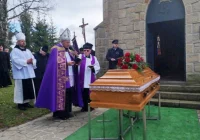 Ostatnie pożegnanie proboszcza-emeryta - zdjęcie główne