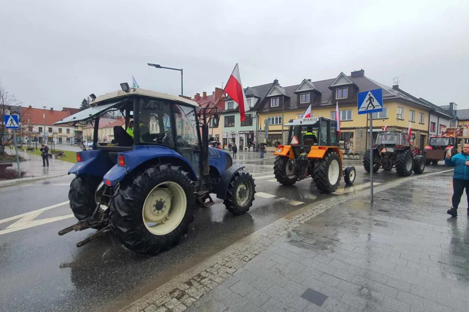 Ogromna manifestacja rolników w Limanowej (ZAPIS TRANSMISJi) - zdjęcie 2