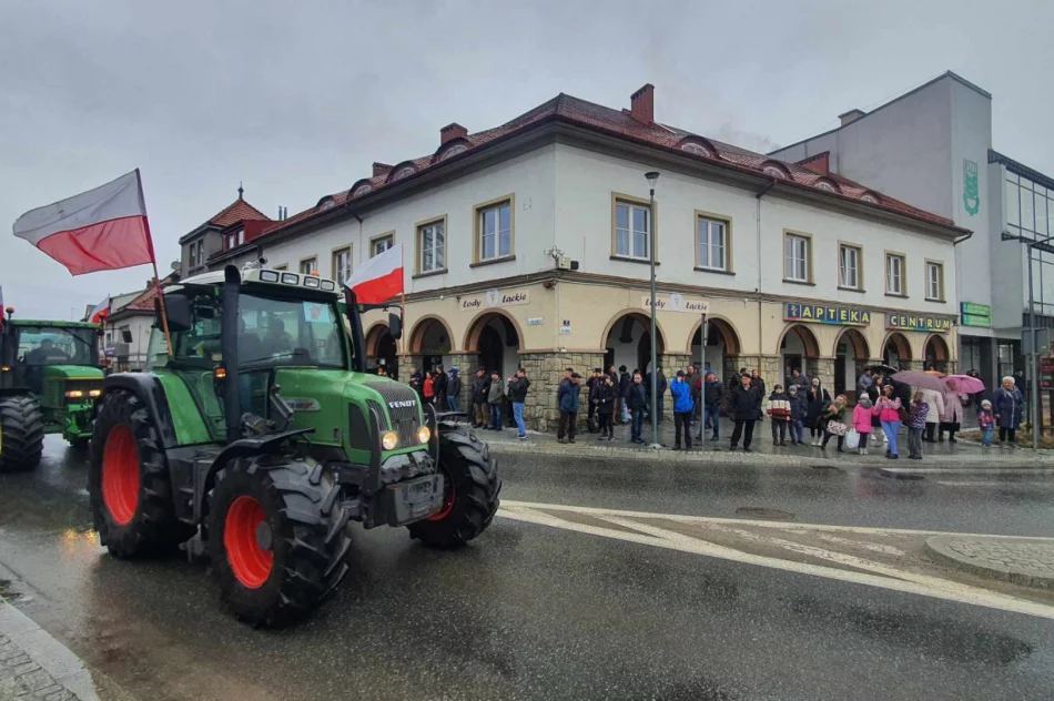 Ogromna manifestacja rolników w Limanowej (ZAPIS TRANSMISJi) - zdjęcie 14