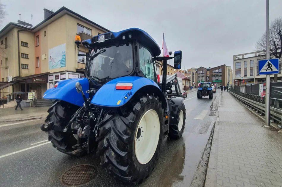 Ogromna manifestacja rolników w Limanowej (ZAPIS TRANSMISJi) - zdjęcie 15