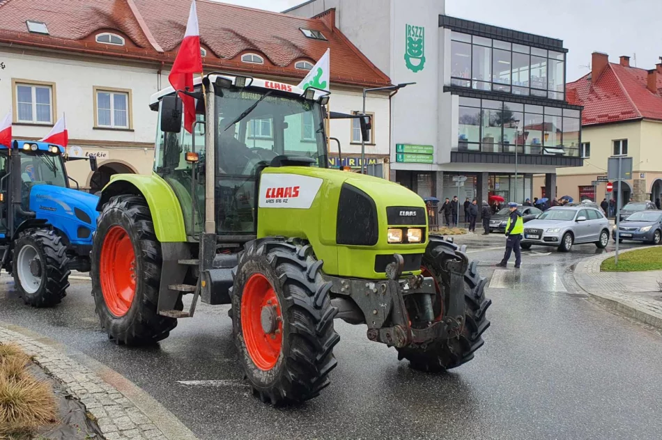 Ogromna manifestacja rolników w Limanowej (ZAPIS TRANSMISJi) - zdjęcie 16
