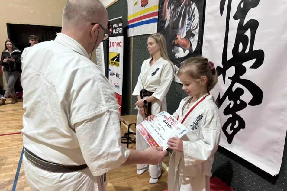 „Ferie z karate” w ARS Limanowa -JONIEC TEAM - zdjęcie 9