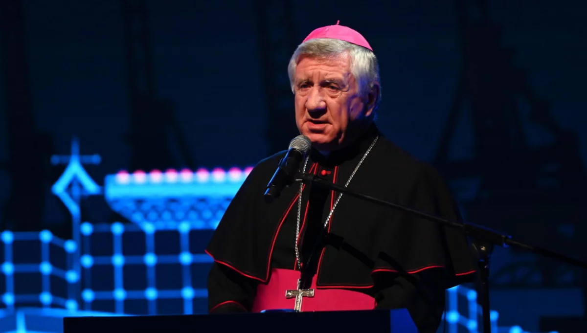 Nuncjatura Apostolska: odejście abp. Dzięgi związane jest z zaniedbaniami w wyjaśnianiu spraw pedofilii