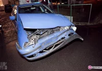 Zderzenie samochodów - zdjęcie główne