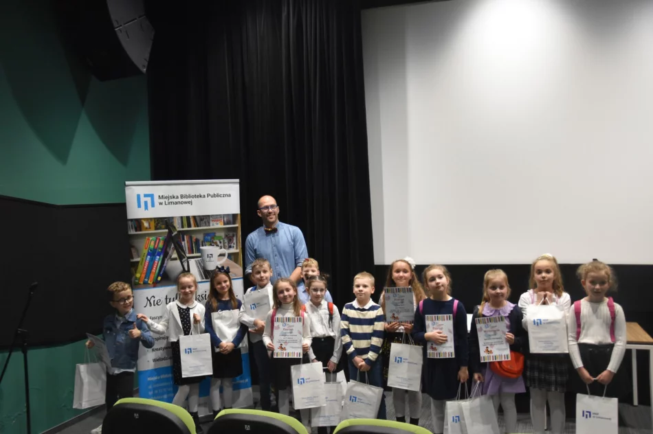 W Miejskiej Bibliotece Publicznej odbyła się Gala „Tobie książko, przyrzekamy!” - zdjęcie 7