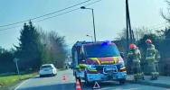 Zderzenie aut, jedna osoba trafiła do szpitala - zdjęcie 4