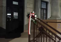 Wyraz pamięci przy "Pałacyku" - zdjęcie główne