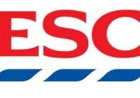Długa kolejka do Tesco - zdjęcie główne