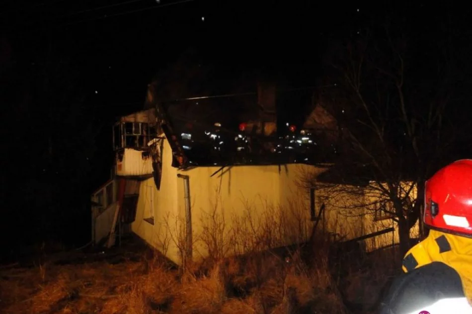 Pożar poddasza - znaleziono zwęglone zwłoki - zdjęcie 2