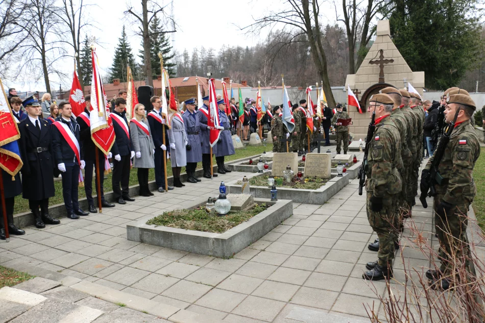 Odbyły się Powiatowo-Miejskie obchody Dnia Pamięci Żołnierzy Wyklętych - zdjęcie 17